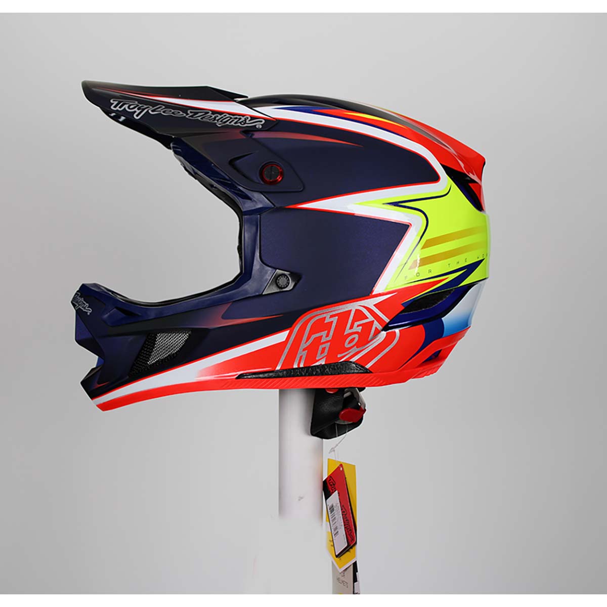 Troy Lee Designs D4 Carbon Mips Helmet - Men